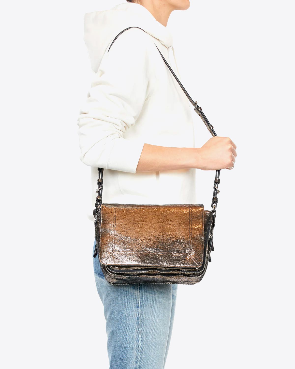 Sac rectangulaire Igor J&eacute;r&ocirc;me Dreyfuss en cuir lam&eacute; champagne. Port&eacute; &eacute;paule avec bandouli&egrave;re. 